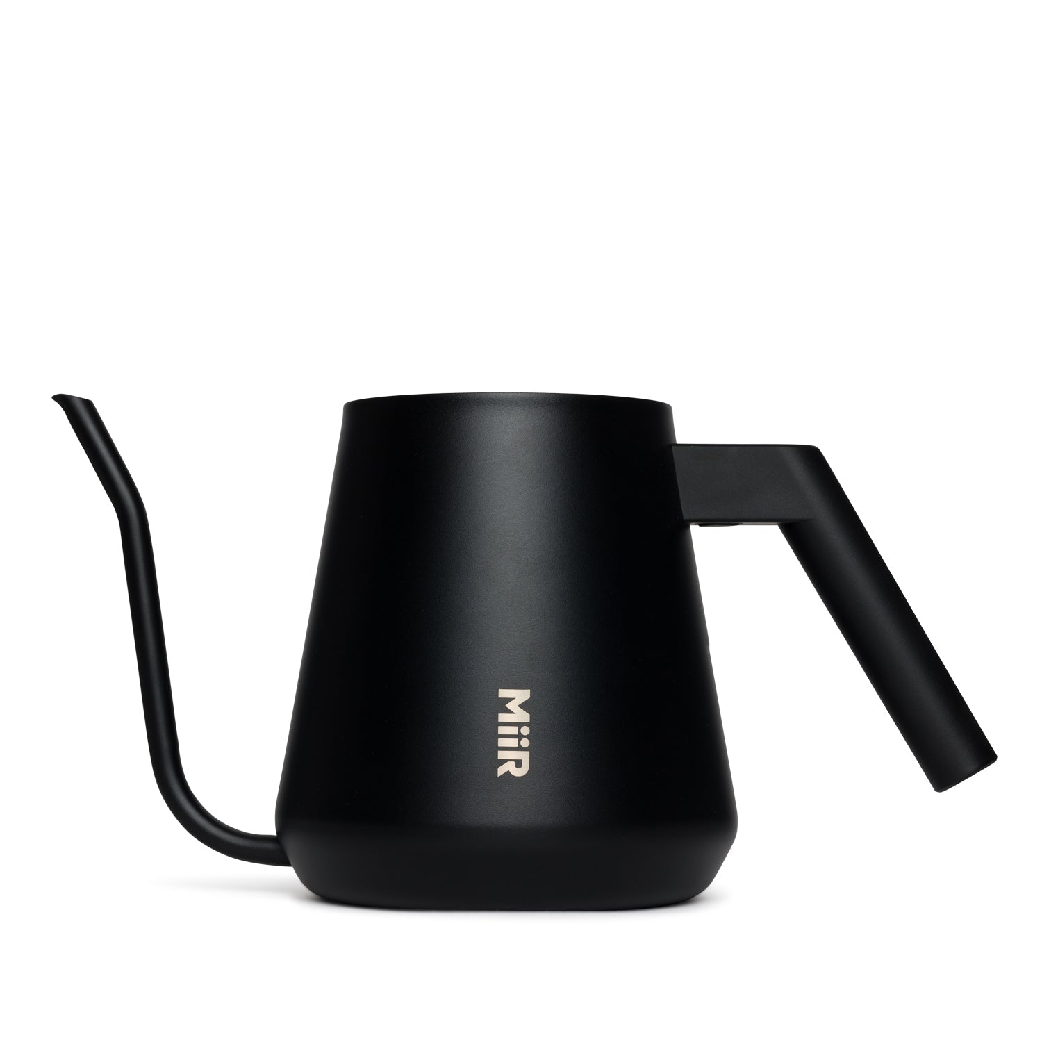 new-standard-pour-over-kettle-v9 Pour_Over_Kettle_Black_Studio_0222_Front.jpg