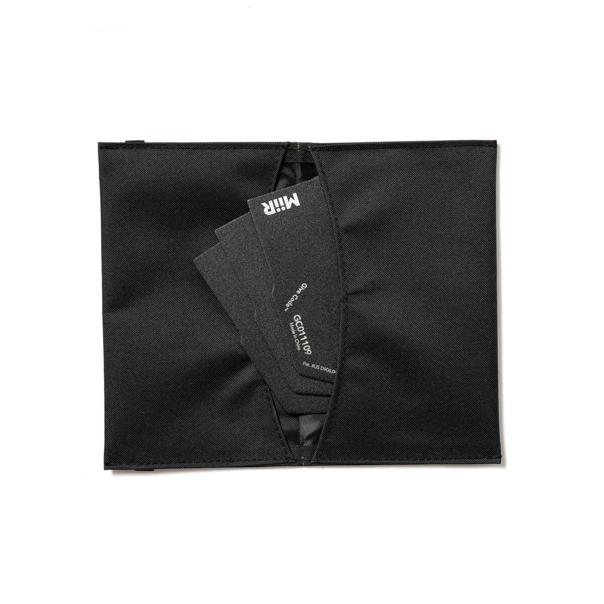 pourigami-u9 WebPDP-Pourigami_Black_Case__POG2SN00002_Studio_Open.jpg